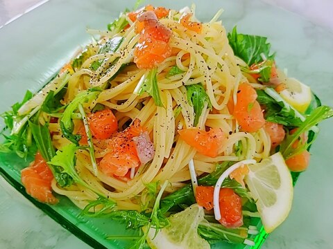 たたきサーモンと水菜の冷製パスタ